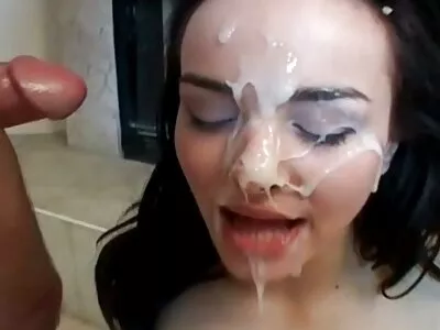 Nerdy White Girl Guzzles 4 Dicks വീഡിയോ (താലി ഡോവ)