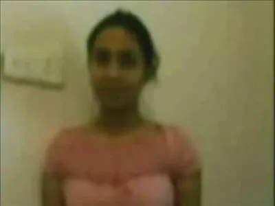 വൃത്തികെട്ട വീഡിയോ നേടുന്നു (ഡാനി ഡാനിയൽസ്)