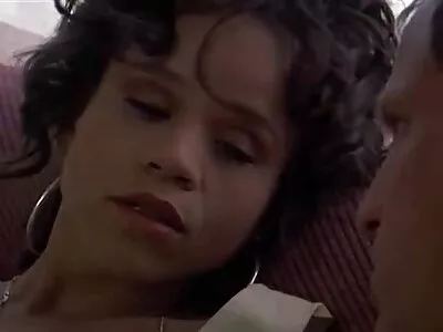 പൊതു വീഡിയോയിൽ നതാഷ ഗോൺ വൈൽഡ് (നതാഷ ലാ പീദ്ര)